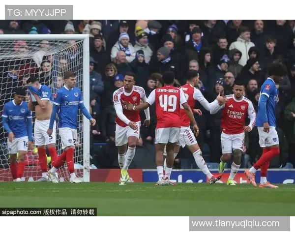 足总杯阿森纳与那不勒斯战平乌龙球引发全场争议与热议