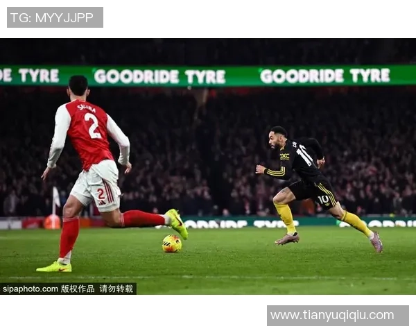 英超激战阿森纳与马竞握手言和红牌争议引发全场热议